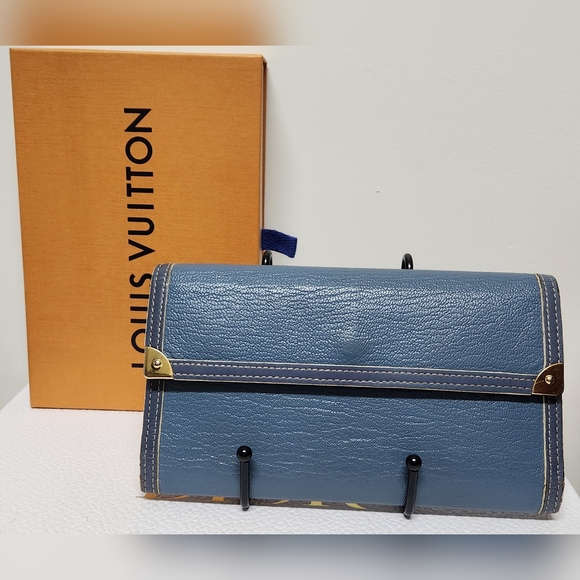 LOUIS VUITTON Mahina Leather Trifold Long Wallet  Denim Blue w/box TH0043 - Picture 3 of 15